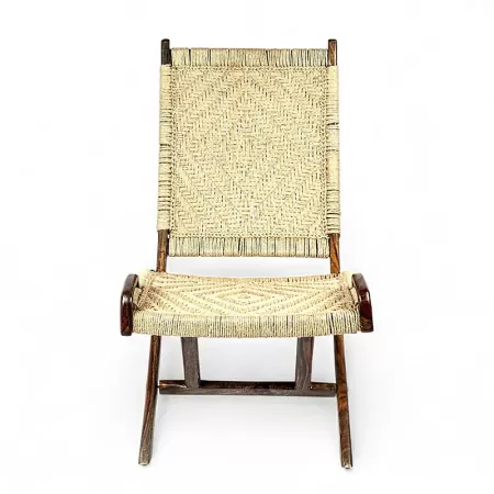 Outdoor Relaxing Chair – Wooden, Foldable & Stained